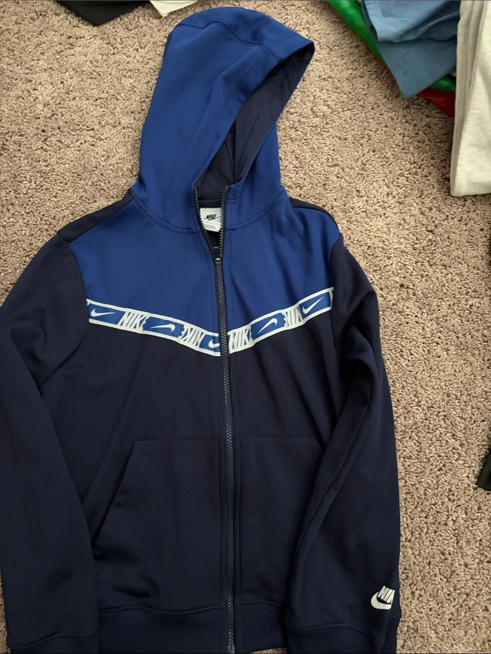Nike Kids Navy Joggers and hoodie sweatsuit